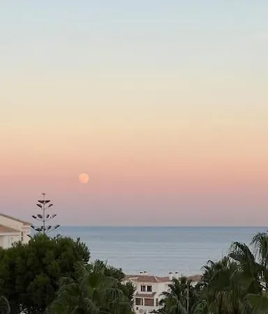 Marina Del Sol 121 شقة فوينخيرولا